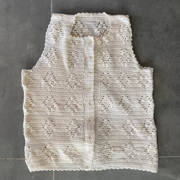 Handknit Ivory Crochet Button Front Vest Sweet! - Picture 5 of 6
